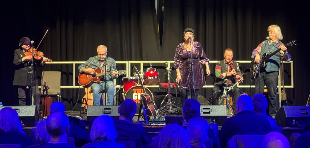 Virginia Kettle's Rolling Folk